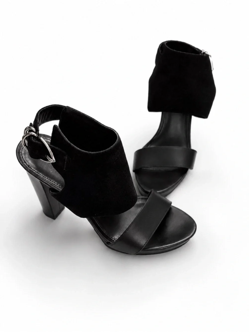 Pelle Moda 6.5 Black High Heel Open-Toe Sandals Women's Elegant Ankle Cuff Block